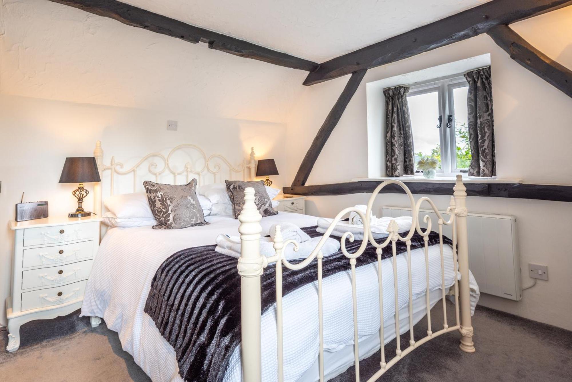 Valley Farm Holiday Cottages Axminster Quarto foto